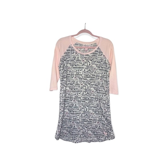VICTORIA’S SECRET Pink & White Holiday Themed Nightshirt M - Picture 1 of 7